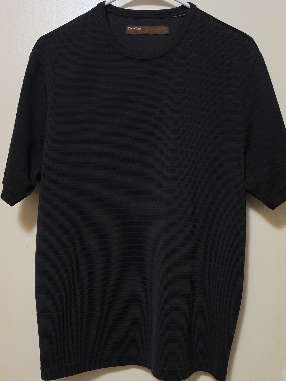 Perry Ellis Men's Black Textured Short-Sleeve Tee